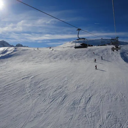 Skihuetten Lang Auf 1700 M In Hochkrimml, Zillertal Arena *