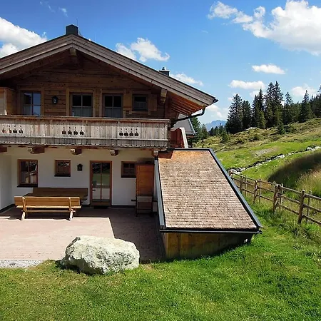 Lang Auf 1700 M In Hochkrimml, Zillertal Arena * Krimml